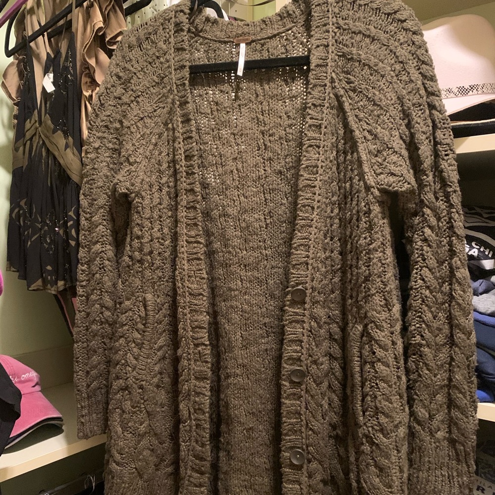 FREE PEOPLE SWEATER